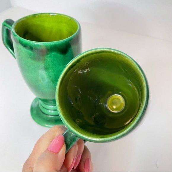 Large Pottery Pedestal Set of 2 Mugs - Picture 7 of 7